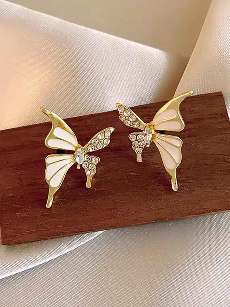 Product Introduction of Butterfly Design Earrings, Fashionable Jewelry for Women, Trendy All-match & Exquisite Jewelry for Birthday Gift 0