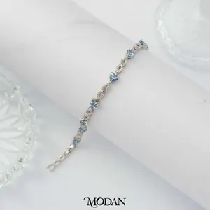 Modan - Elegant Sparkling Aqua Blue Love Shaped Cubic Zirconia Watch Band Bracelet Gelang Pesta Hati Cinta Biru Muda Kilau