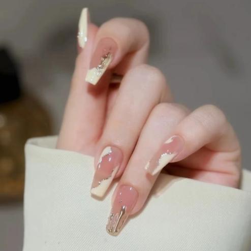 Product Introduction of 9.9 Six Boxes of Wearable Nails 2024 New Style Brightening Nail Art High-end Ins Wearable Nails Pure Desire Style Student Nail Stickers 8