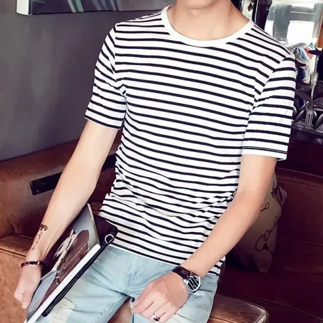 Japanese Style 2019 Summer New Men's T-shirt Casual Striped Men's T-shirt Youth round Neck Short Sleeve