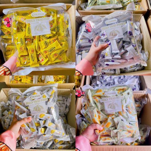  BÁNH XỐP GIÒN THIÊN THẢO VỊ SUVENO CAFE 500G HAY  VỊ CAM 500G HAY VỊ SẦU RIÊNG 500G HAY VỊ DƯA HẤU 450G HAY VỊ TRỨNG MUỐI 500G HAY VỊ PHO MAI HAY VỊ SỮA CHUA 500G 