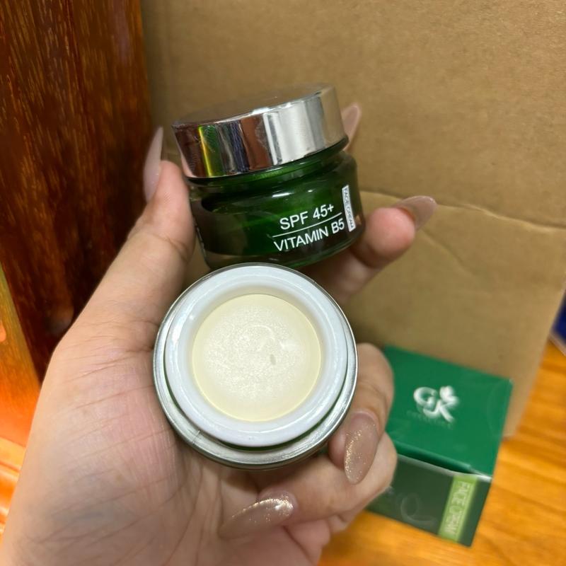 2 hộp Kem Face Chiếc Mini GK ( Chăm Sóc Da ) Làm Đẹp Da