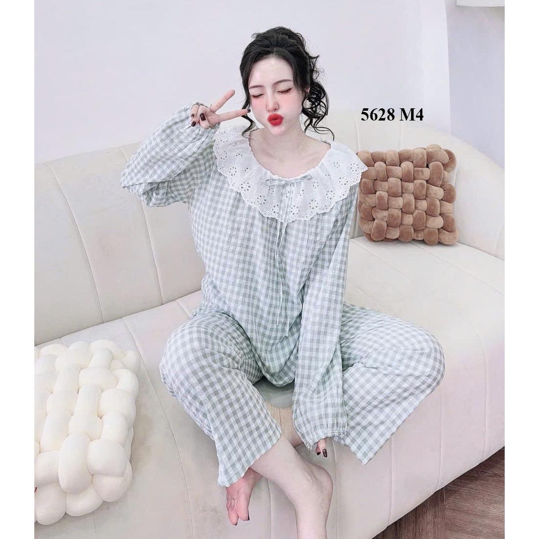Màu 4