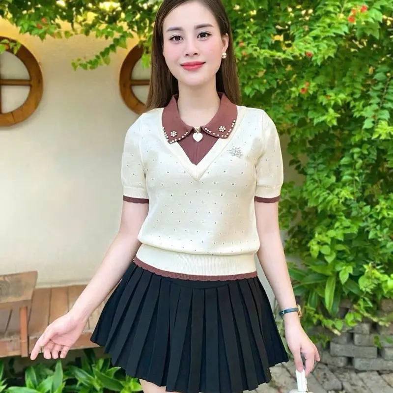 Áo len mongtori cổ kẻ khoá tim gồm 6 màu,phom vừa Top Nữ 2
