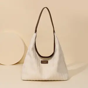 Tas Totebag Wanita Kapasitas Besar DMTS105 - Gaya Retro dan Trendi dengan Desain Elegan dan Modern