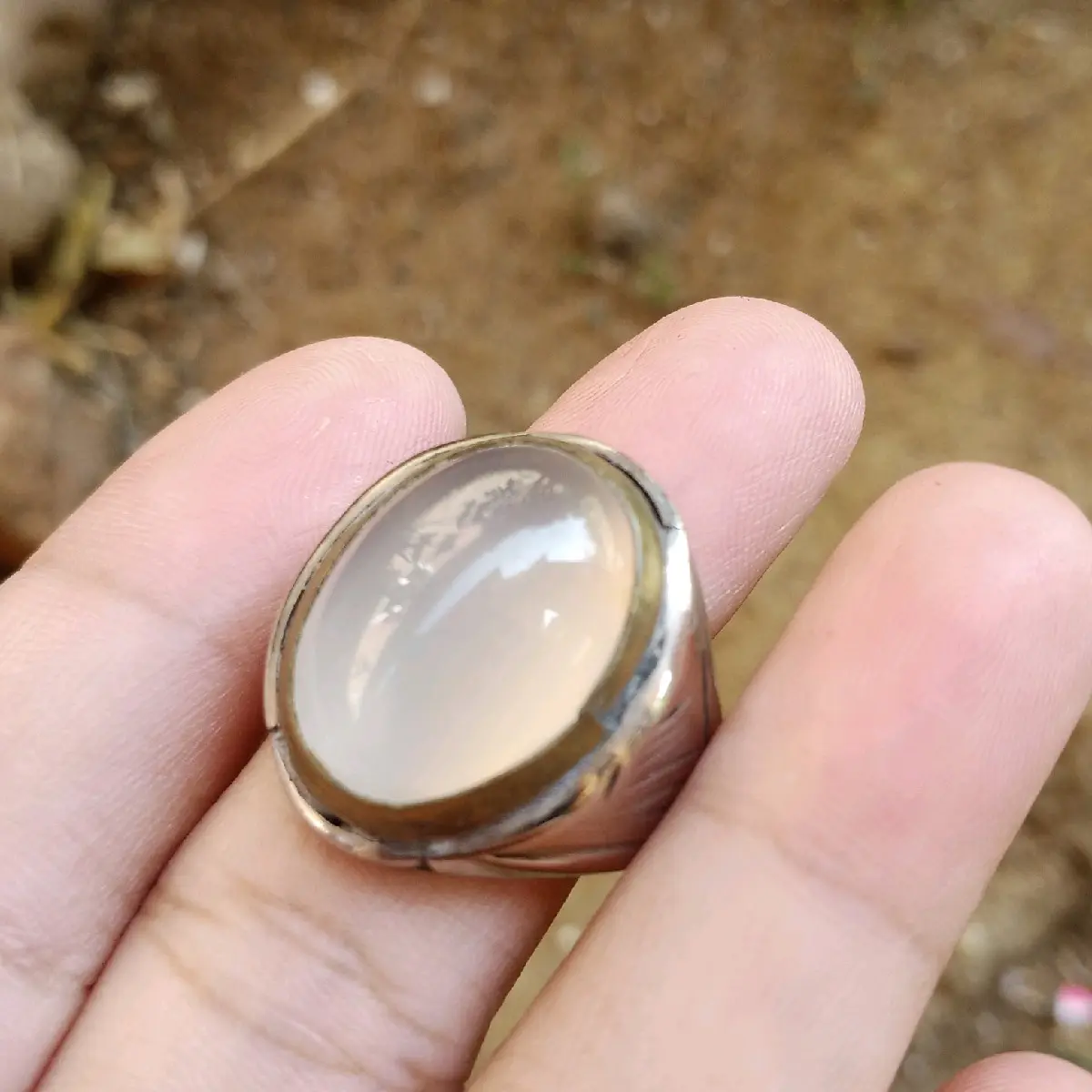cincin akik anggur