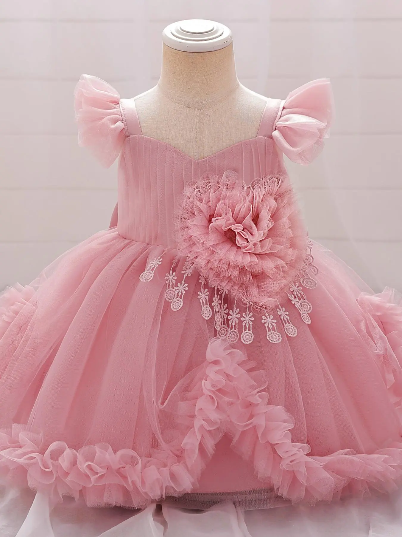 Girl's Contrast Mesh Bow Decor Flower Design Fit & Flare Dress, Cute Romantic Sweetheart Neck Cap Sleeve Party Dress for Performance Show Wear, Kids Clothes for Summer