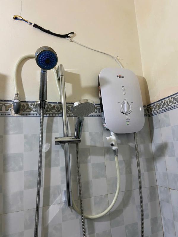 Máy Nước Nóng Ferroli Không Bơm Tăng Áp - Bảo Hành Chính Hãng 2 Năm, An Toàn, Tiết Kiệm Điện , Nóng Nhanh Hiệu Quả Tức Thì 1