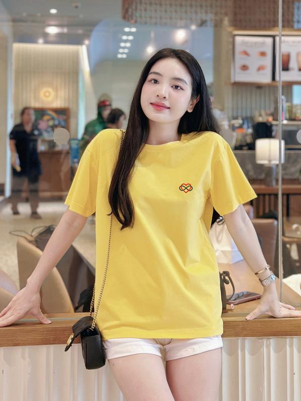 Áo Thun Cộc Tay, Áo Phông Cổ Tròn 04 màu Trắng, Đen, Hồng Sen, Xanh Than, THÊU INFINITE Nam Nữ Unisex Top Women