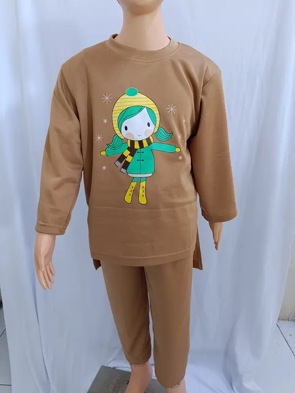 PAKET HEMAT 4 stelan Baju dan Celana anak perempuan Setelan 5