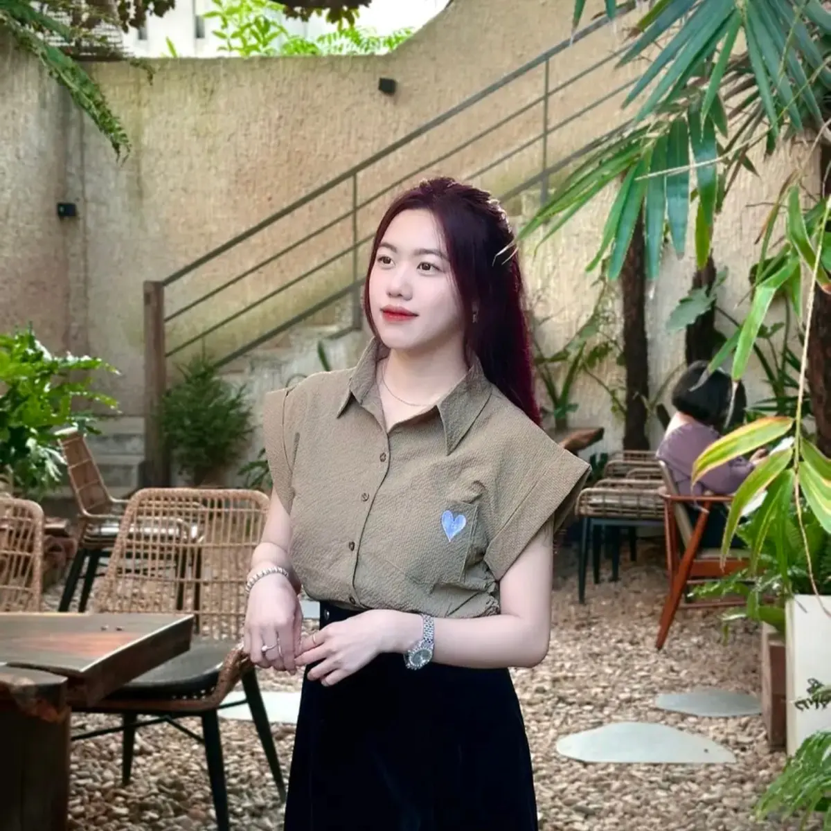 Sơ mi kiểu thêu tim cực  xinh