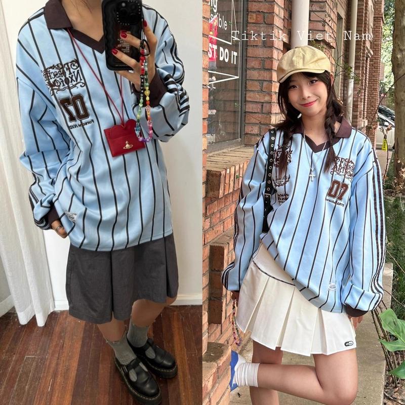Áo sweater polo màu xanh biển kẻ sọc viền nâu phong cách blokecore - Tiktik Women Nữ Top - Jacket