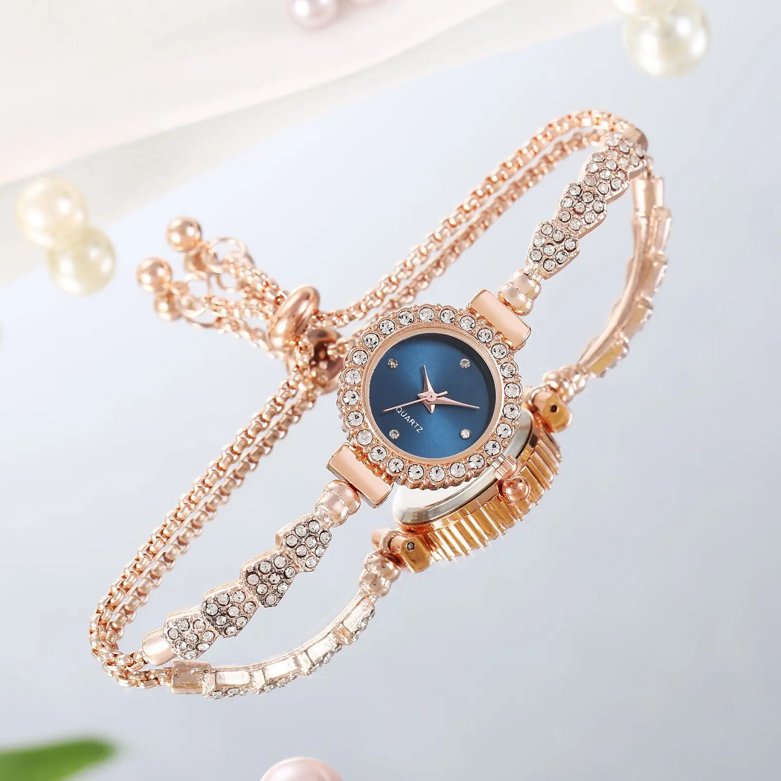 Women's Crystal Diamond Watches High-End Design Easy Read Dial Shiny Bracelet Watches for Girlfriend Birthday Gift