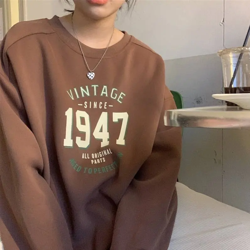 Cross border wholesale of spring and autumn hoodies and women's clothing supply chain, distribution of Korean loose, medium and long styles with plush round neck hoodies for women's fashion