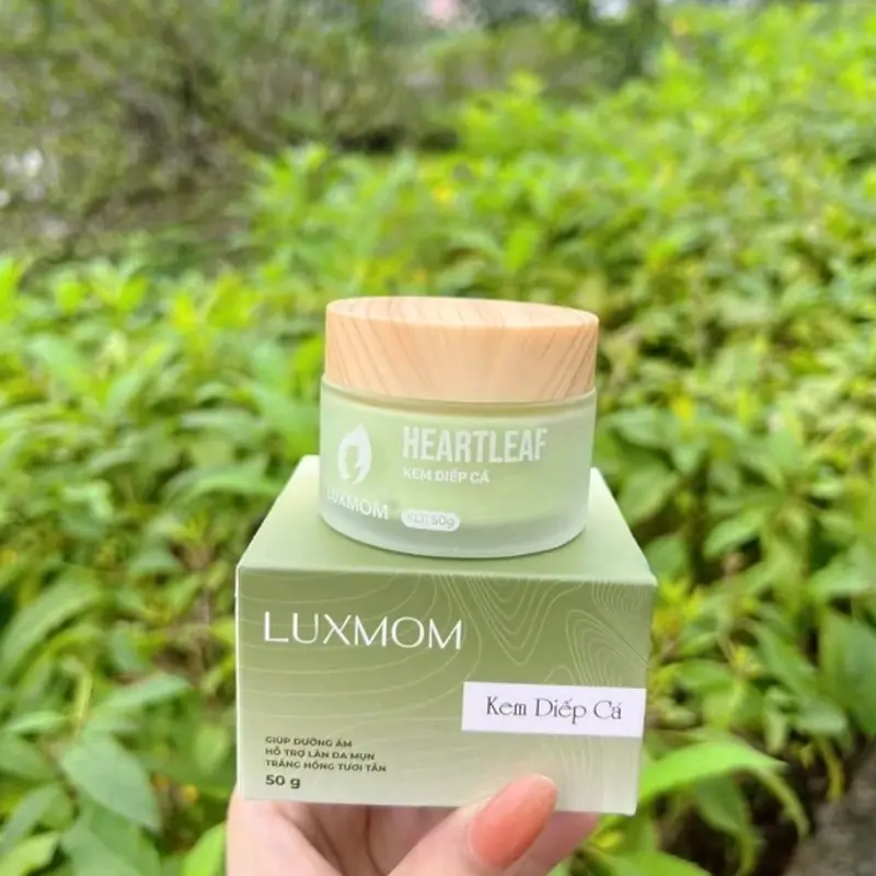 Bộ đôi chăm sóc da Luxmom kem diếp cá và sửa rửa mặt trà xanh dành cho mẹ bầu mẹ bỉm 3