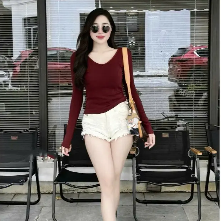 Áo thun dài tay cổ tim chất cotton 4 màu siêu xinh