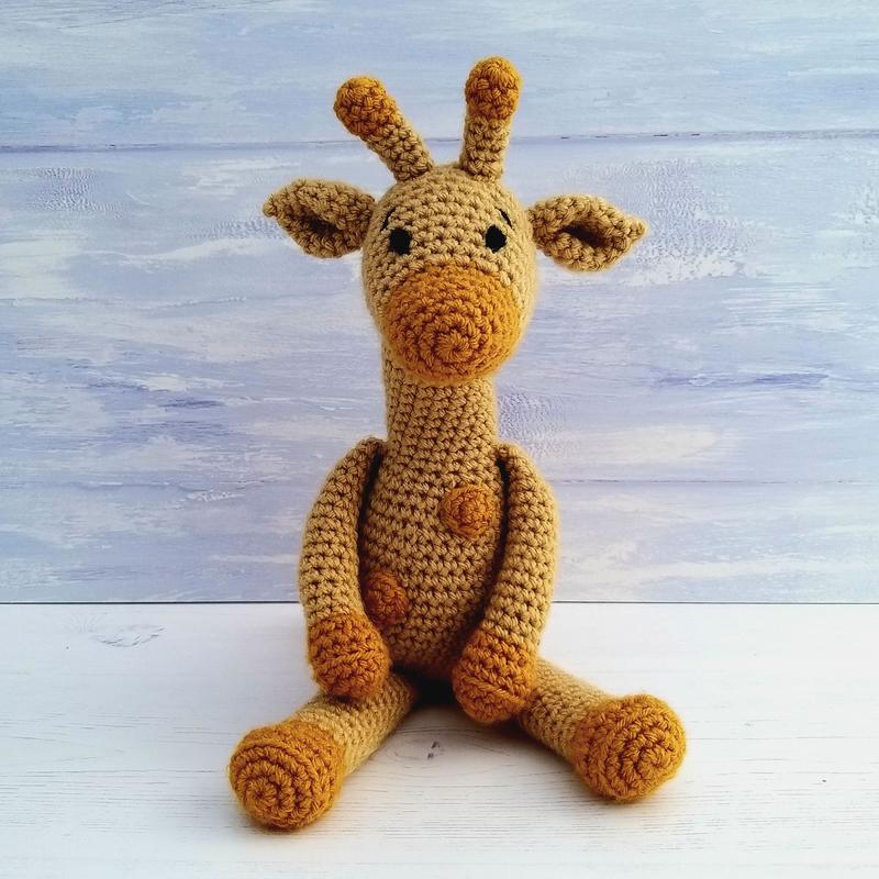 Aimee the Giraffe Crochet Kit - Amigurumi Toy DIY Crochet Kit 1