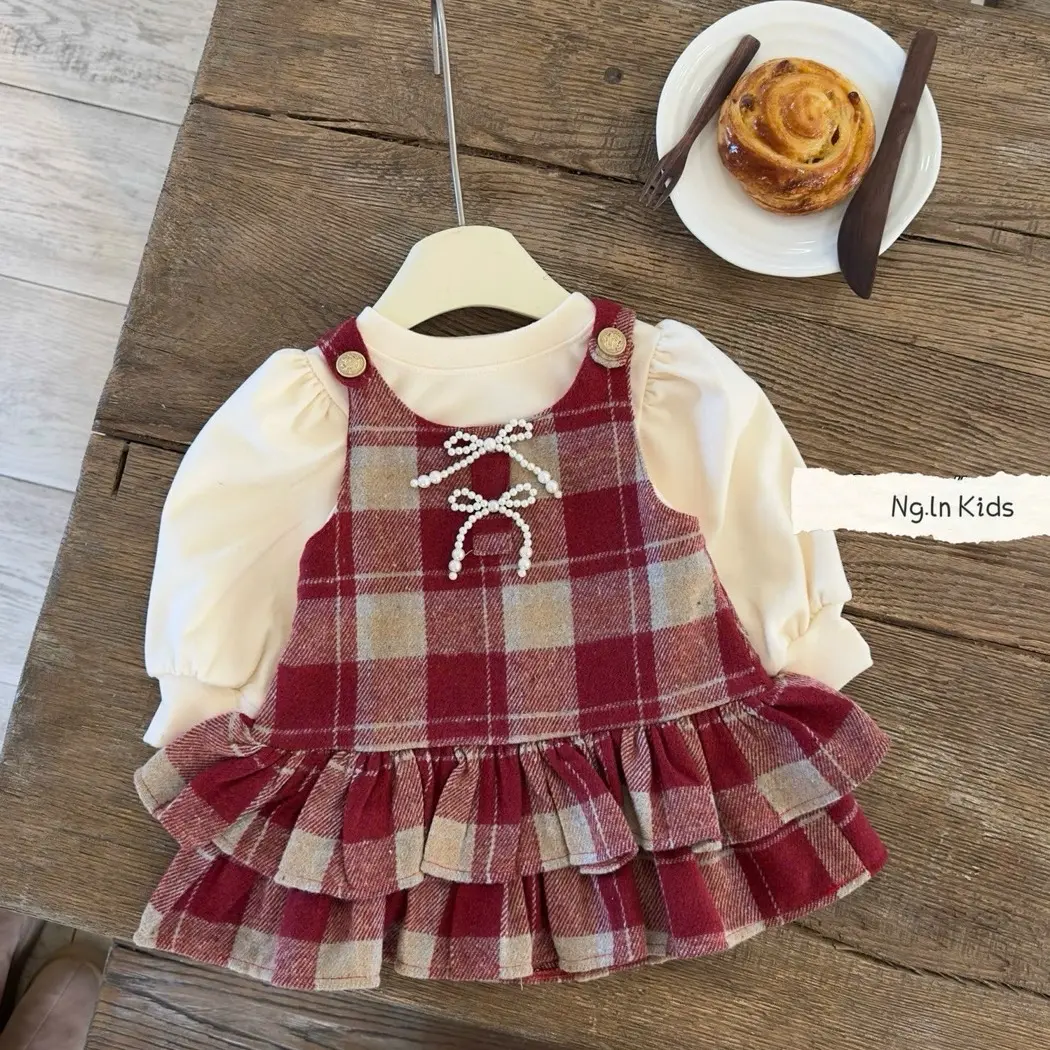 Váy dạ kẻ đỏ xoè  đuôi cá cho bé gái 7-14kg