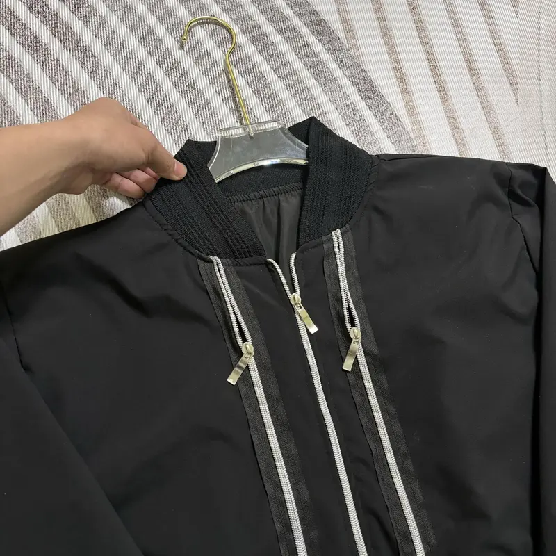 Áo khoác 3 khóa đen chất gió 2 lớp bo gân dành cho nam nữ from unisex 1