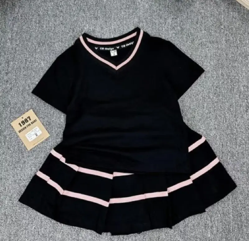 set váy ngựa cổ tim xếp li dành cho bé gai từ 9-35 kg chât liêu cotton sét  áo 6