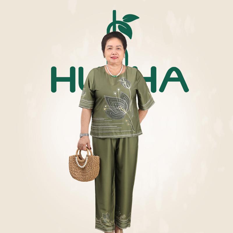 E252 - Đồ trung niên nữ HUY HÀ, chất vải lụa tơ tăm, áo cổ tròn quần 9 tất Women Top 2