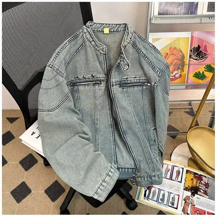 Áo Khoác Denim Ngắn, Phong Cách Cổ Điển Mỹ, Thiết Kế Cổ Điển Chắp Vá, Dành Cho Nam Giới, Cổ Áo Đường Phố Cao Cấp, Thương Hiệu Hợp Xu Hướng Chất Liệu Denim Đã Giặt, Áo Khoác Menswear Jacket áo  ac  milan  bomber áo  khoác  bò  lv  nam