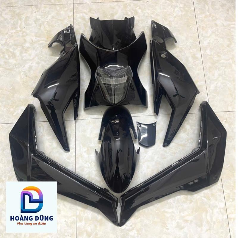 Bộ nhựa bóng 8 món kèm đèn zinpat đen gắn xe điện xmen loại đẹp (tặng ốc dàn áo khi mua kèm đèn)