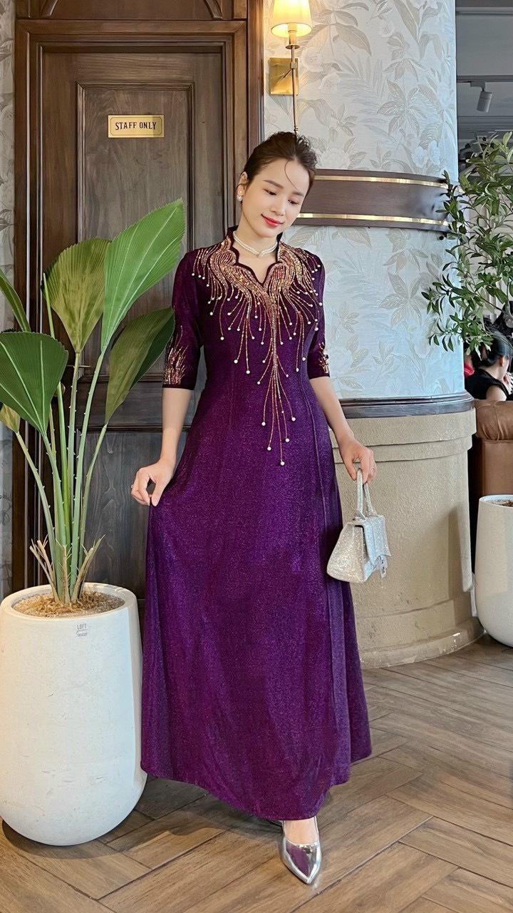 Product Introduction of Đầm Trung Niên Dáng Dài + Lửng K482 Vải Nhũ từ 50-80kg Ôm gọn Màu Đỏ Women Dress Kim Tuyến 11