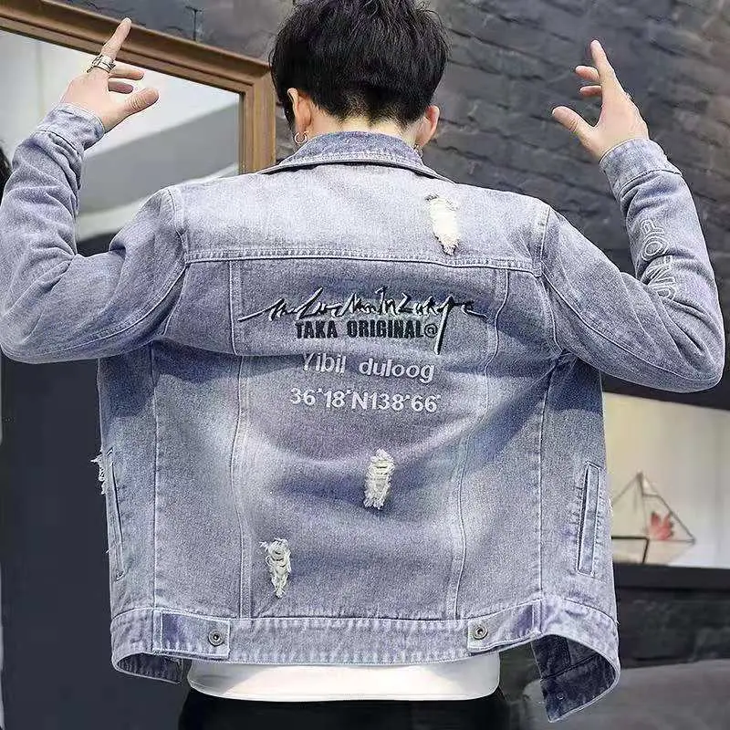 Áo Khoác Denim, Hàng Mới Về, Trang Phục Thường Ngày Và Hợp Xu hướng Cho Nam, Phong Cách Trẻ Trung, Dáng Ôm, Màu Sáng, Thích Hợp Cho Giày Thể Thao, Quần Áo Denim