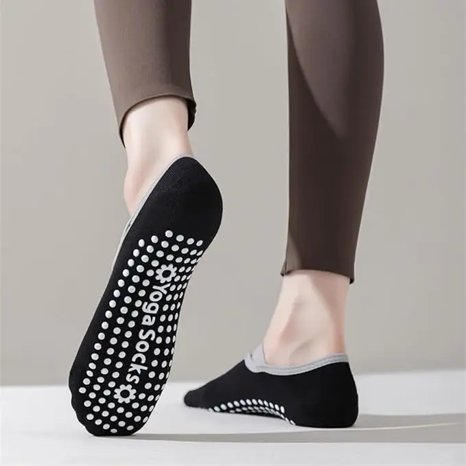 AOLITE Kaos Kaki Invisible Anti Slip Yoga Pilates Wanita 35-39 3