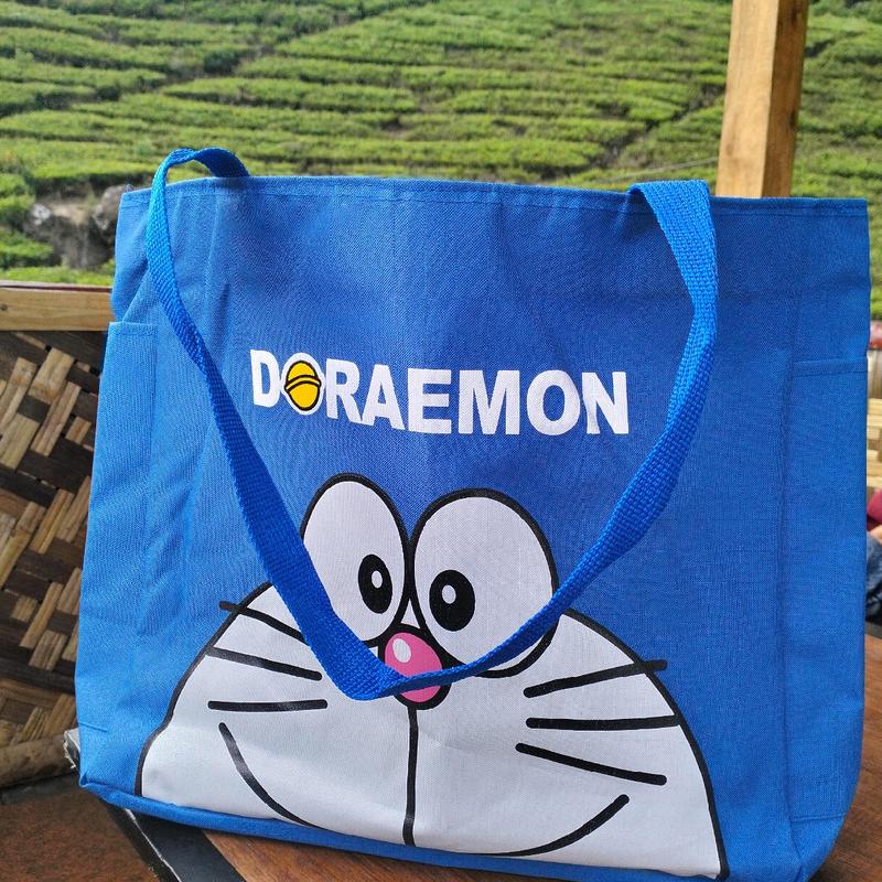tote bag karakter Doraemon blue, tas piknik , tas serbaguna 3
