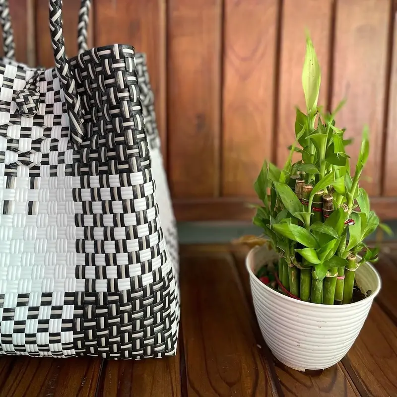 Majid Tas Handmade Tas Wanita Anyaman Jali Tas Pasar Elegan Muat Beras 5kg karakter plastik tote Tote 3