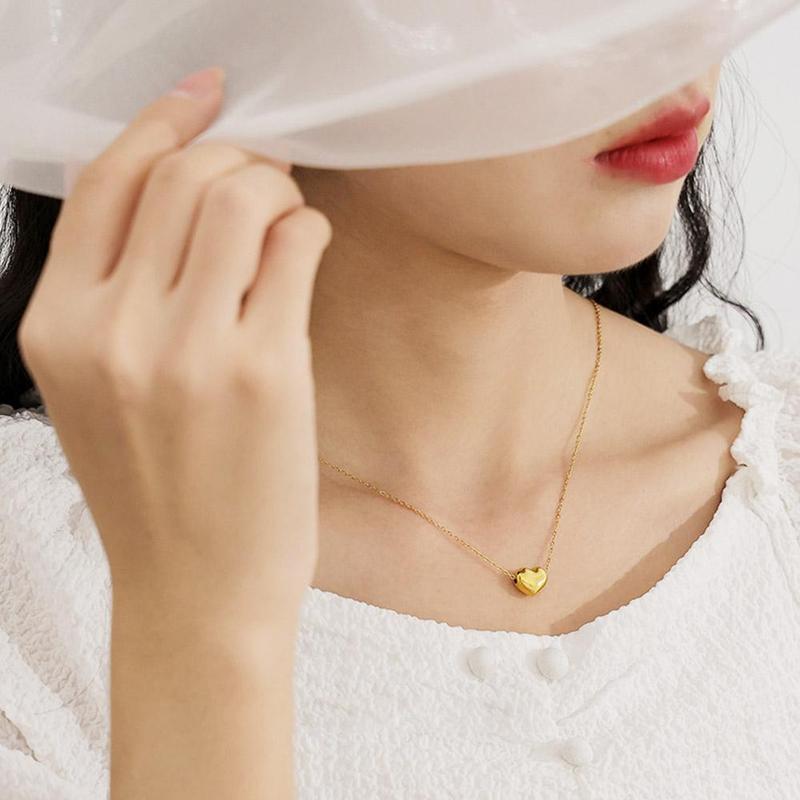 Product Introduction of 2pcs  Vintage Love Heart Pendant Necklace For Women Trend Aesthetic Metal Chain Collar Choker Party Birthday Gifts 28