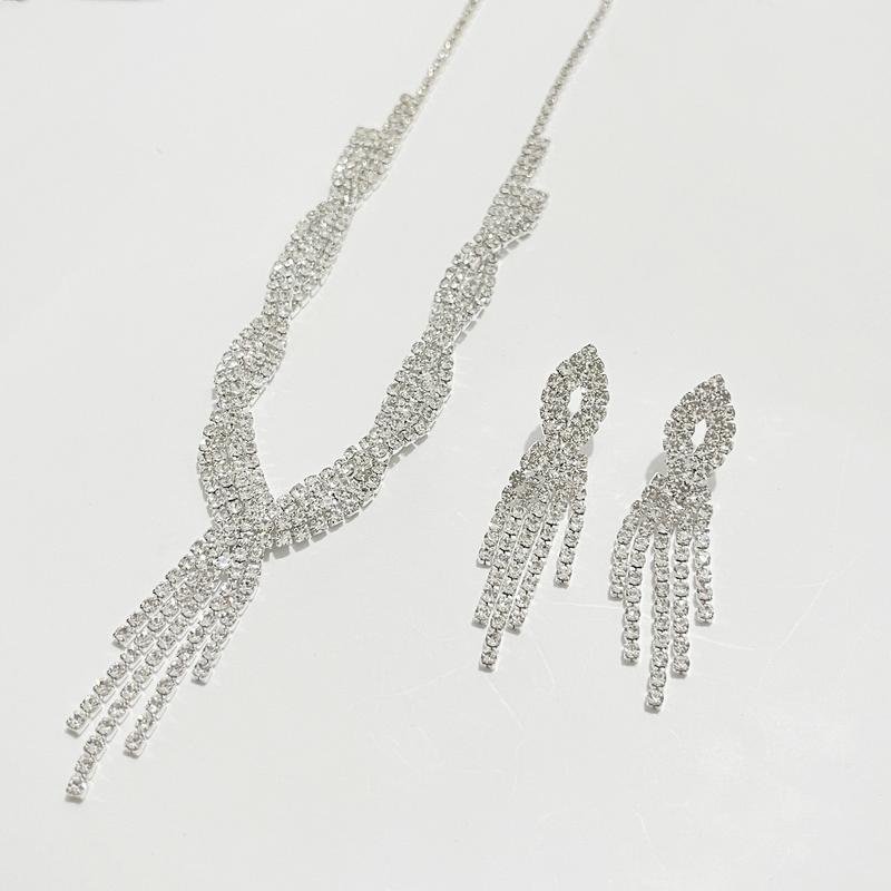 Product Introduction of Necklace Earrings Tassel Wedding Jewelry Set Rhinestone Pendant Wedding Banquet Twist Wedding Dress Accessories 8673 11