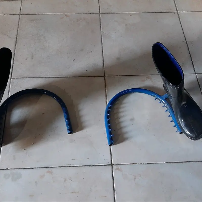 Sepatu Panjat Pinang 6