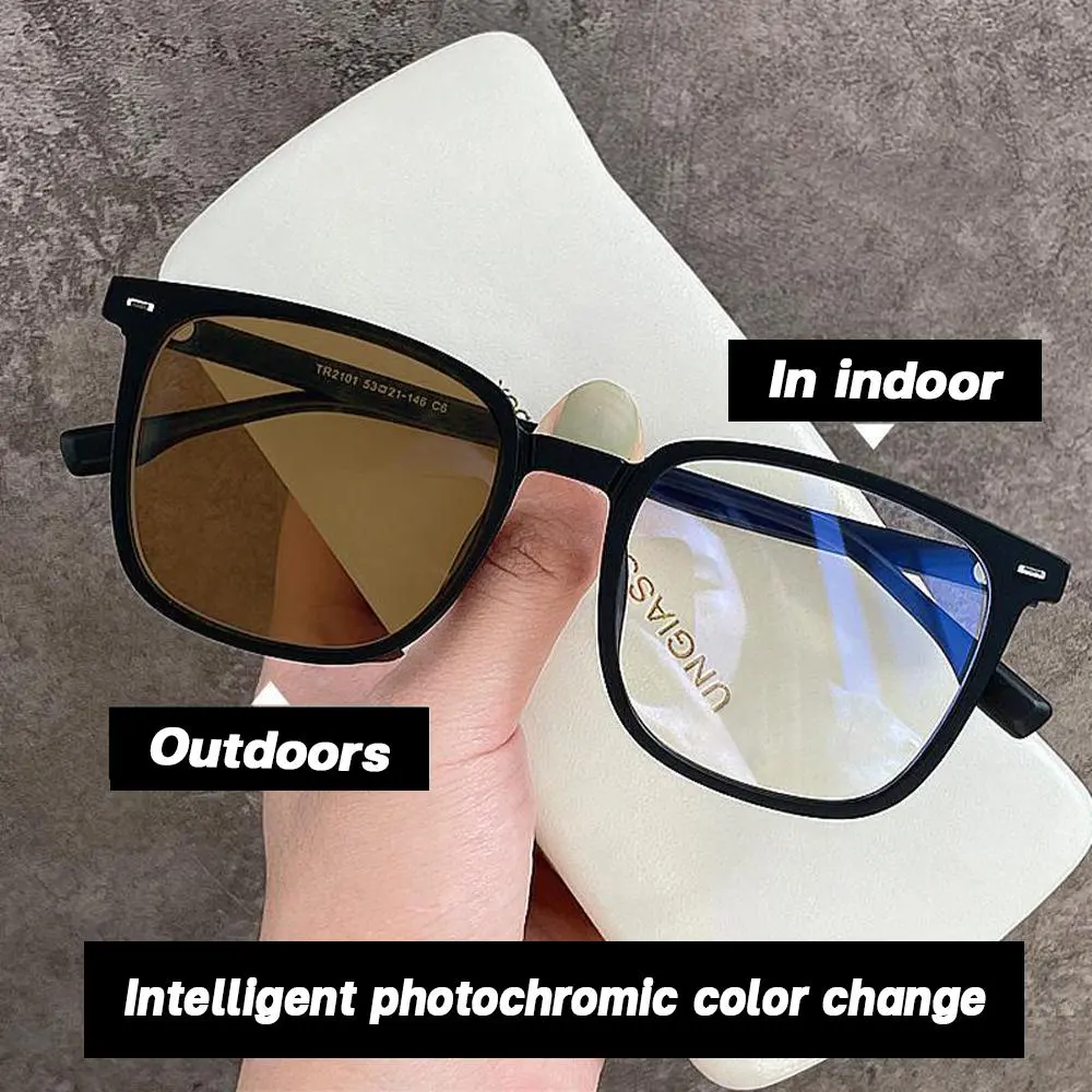 Photochromic eveglasses Myopia Eyeglasses -50 to -400Anti-Radiation Eyeglasses for men andwomen SUNGLASSES Anti-blue light Glassesight Change Color Anti-UV Light Change color