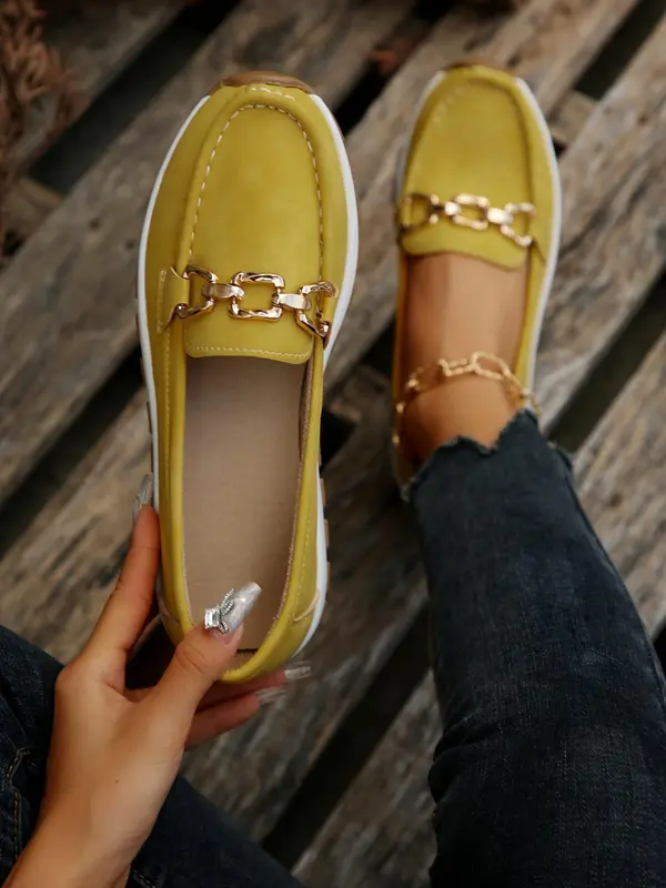 Women's Shoes, Fashion Chain Decorated Low Top Round Toe Shoes, Casual Comfortable Lightweight Slip on Shoes, Female Solid All-match Shoes for Daily Wear, Trending Shoes Girl Footwear 3