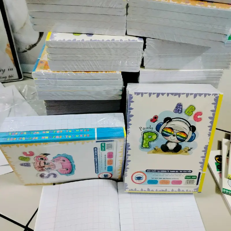10 cuốn tập  200 trang 5 oli định lượng 80g loại giày ACB 2