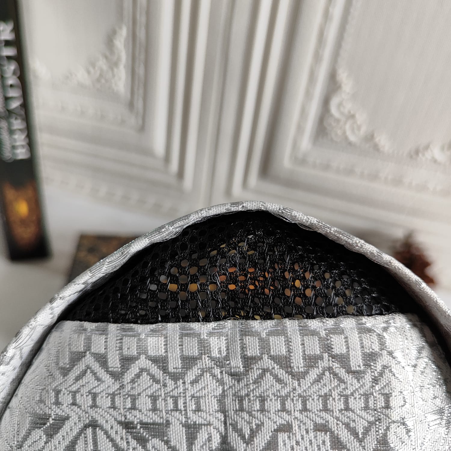 LIMITED EDITION!!! Peci Songkok Kopiah Tenun Asli Songket Melayu Pertama Di Indonesia Tinggi 9cm Anti Air Kualitas Terjamin Awet Tahan Lama Merk BREADSTR - Peci Pria Model Terbaru kopiah Songket White Bisa bayar di Tempat COD