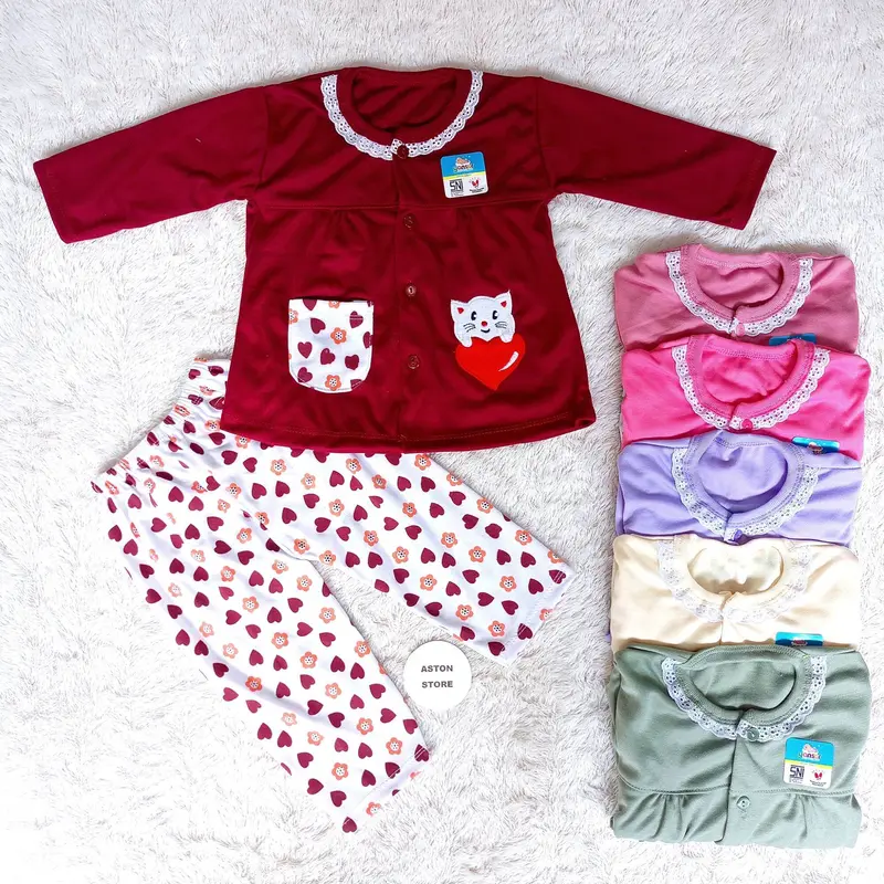 Setelan Baju Tidur Piyama Bayi Perempuan Lengan Panjang Kancing Depan Katun 6-12 Bulan Motif Lucu Cat Love 0
