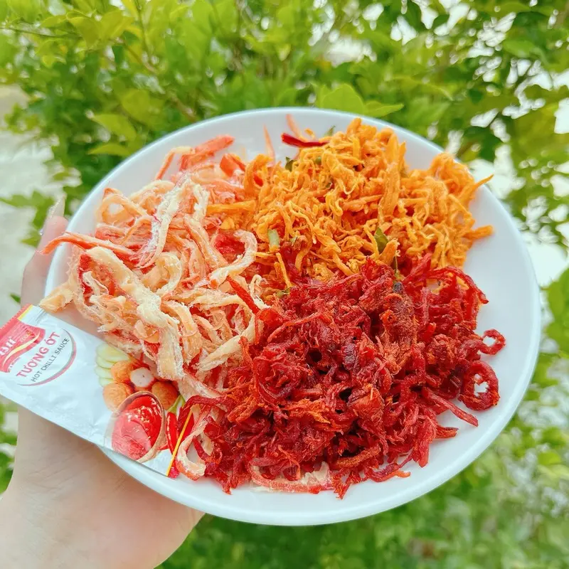 Combo 3 món ( Khô gà , khô bò , mực hấp cốt dừa ) Ăn Vặt 6