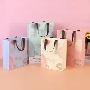 Paperbag - Paper bag Polos - Paperbag Kado - Gift Bag - Paperbag Karton - Premium PaperBag - Kantong Kado - Kantong Souvenir - Tas Kado Premium Souvenir Wedding  - Paperbag Pita - PaperBag Tas Hadiah - PaperBag Premium Quality - Hadiah Wedding Souvenir