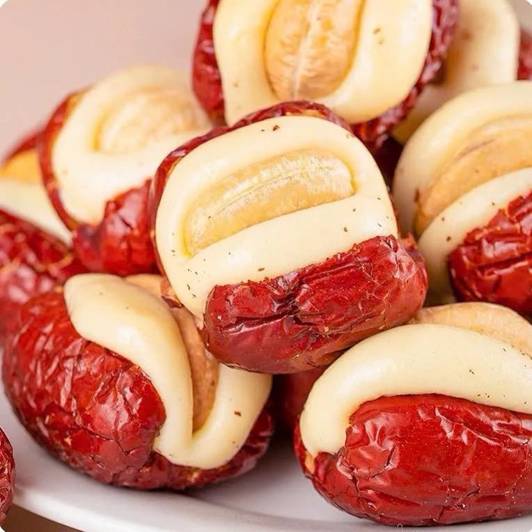 [MUA 3 TẶNG 2] Kẹo táo đỏ kẹp sữa lạc đà nhân hạt điều PAOFU hàng nội địa Trung thơm ngon ngọt dịu, kẹo ăn vặt, hộp 300G cả bao bì F5 Shop 2