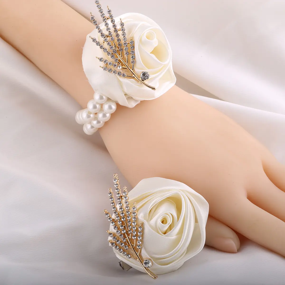 Bridal Wrist Flower Corsage Wedding Supplies Wedding Boutonniere, Wedding Accessories for Bridesmaid