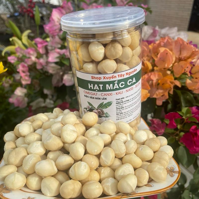 Mắc Ca DakLak Nguyên Nhân Trung 500gam) hạt mới, giòn ngon ,không hôi dầu,không sâu hư ,cân cả trọng lượng là 1hũ hoặc 1túi  Ăn Vặt  Food