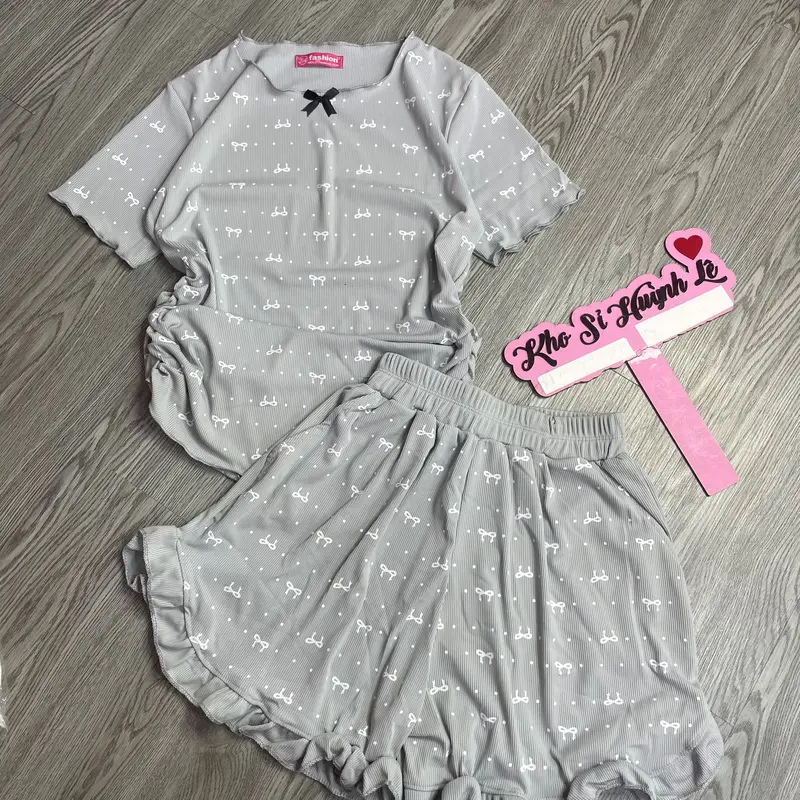 (Mua 1 tặng 5)80.737 SET BỘ ĐỒ ÁO TAY NGẮN VIỀN LAY BÈO IN MÈO KITTY QUẦN ĐÙI XÒE. thun gân tăm lạnh Nữ Women Top 5