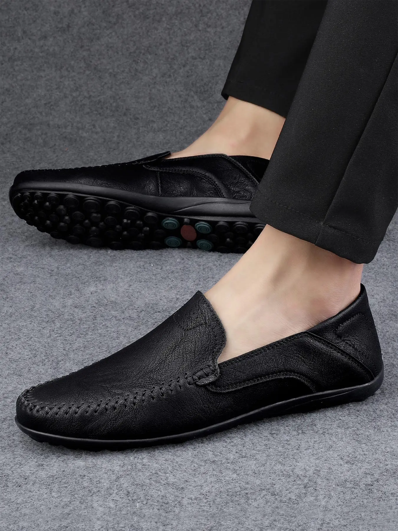 Men's 1 Pair Minimalist Casual Plain Quilted Slip On Shoes, Business Style Round Toe Soft Flats, Lightweight Comfort Loafers For All Seasons