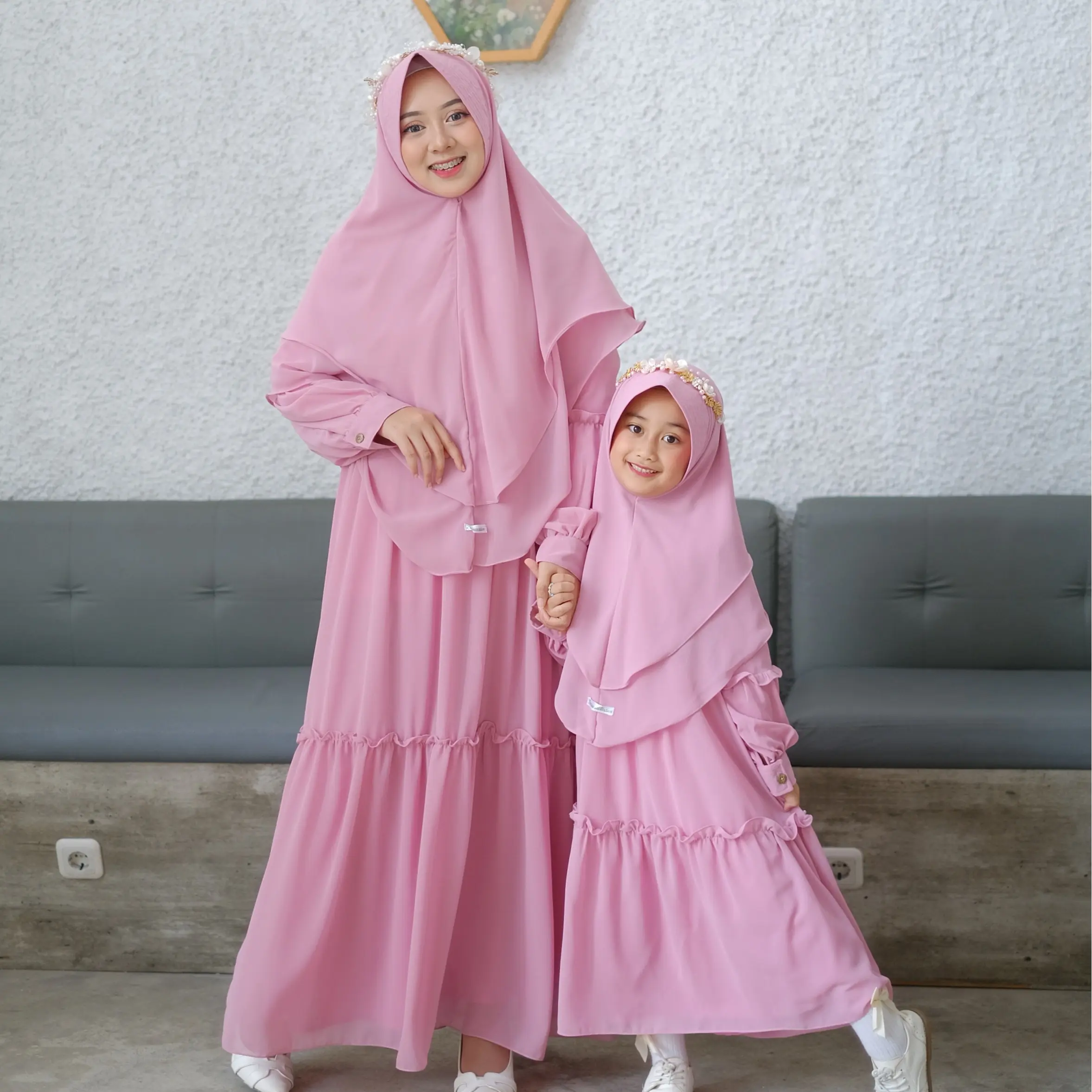 Baju Dress Gamis Wanita Syari Couple Cople Kapel Ibu Anak Perempuan Muslim Terbaru Ceruty Mewah Lebaran  Pasangan Dewasa Pasangan
