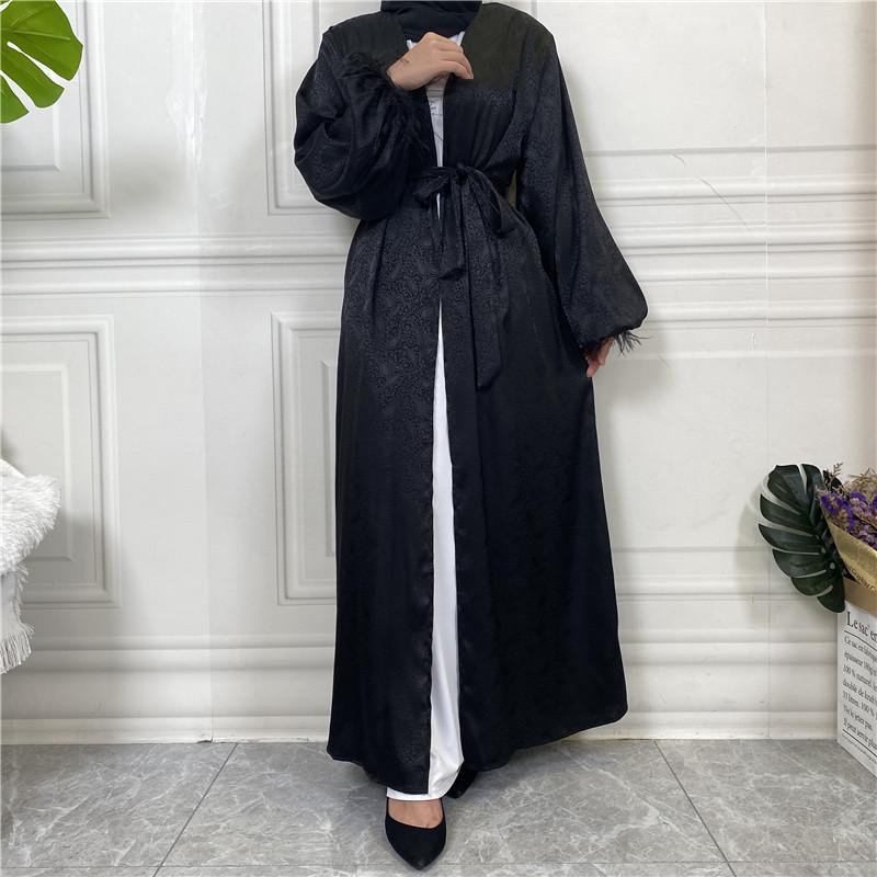 Product Introduction of Cross-Border Exclusive Muslim Clothing Printed Satin Long Sleeve Feather Cardigan 1950 26