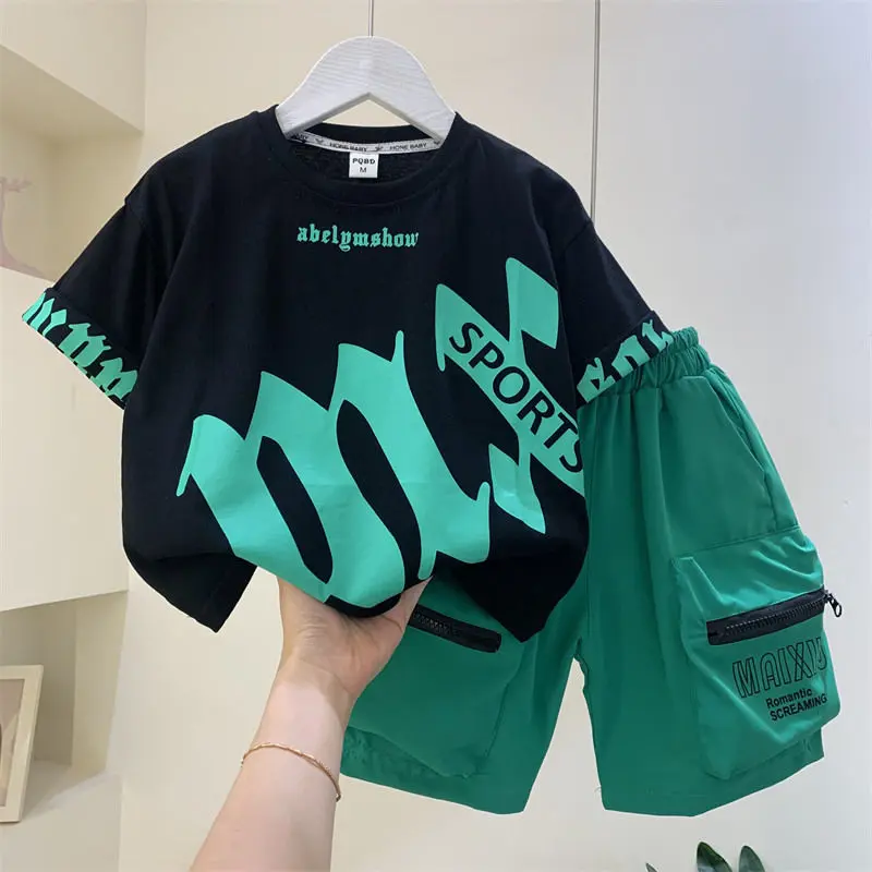Boys' Summer Short Sleeve Set 2025 New Fashionable Children's Clothing Trendy Baby Summer Internet Celebrity Two-Piece Set